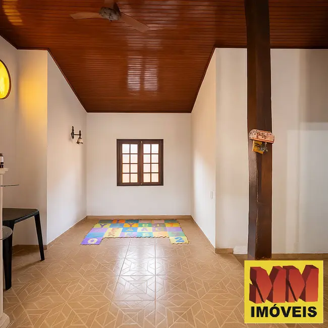 Casa com 3 quartos à venda, 80m2 em Jardim Excelsior, Cabo Frio - RJ - imagem 5 Foto 5 de Casa com 3 quartos à venda, 80m2 em Jardim Excelsior, Cabo Frio - RJ