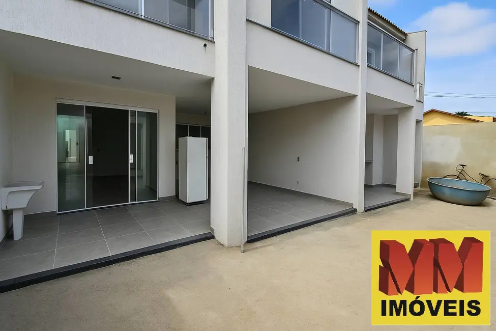 Casa com 3 quartos à venda, 134m2 em Jardim Excelsior, Cabo Frio - RJ - imagem 1 Foto 1 de Casa com 3 quartos à venda, 134m2 em Jardim Excelsior, Cabo Frio - RJ