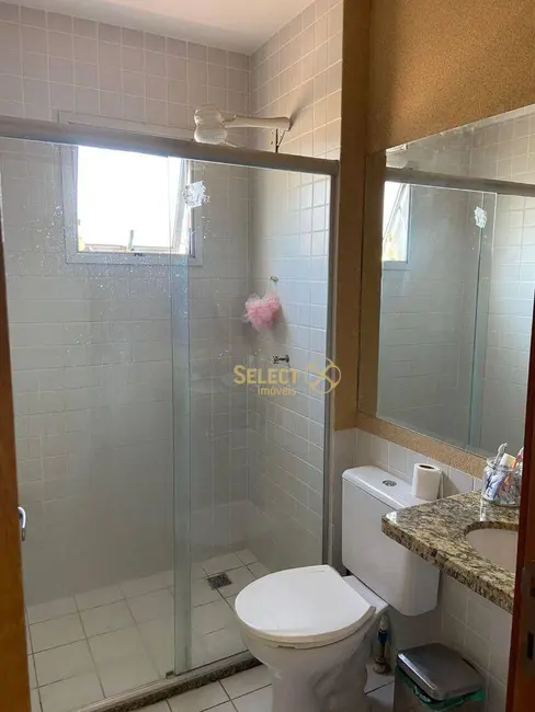 Foto 8 de Sobrado com 3 quartos à venda, 205m2 em Setor Negrão de Lima, Goiania - GO