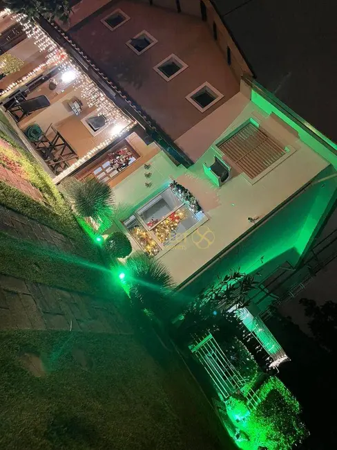 Foto 9 de Sobrado com 3 quartos à venda, 205m2 em Setor Negrão de Lima, Goiania - GO