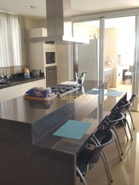 Foto 6 de Sobrado com 5 quartos à venda, 546m2 em Alphaville Flamboyant Residencial Araguaia, Goiania - GO