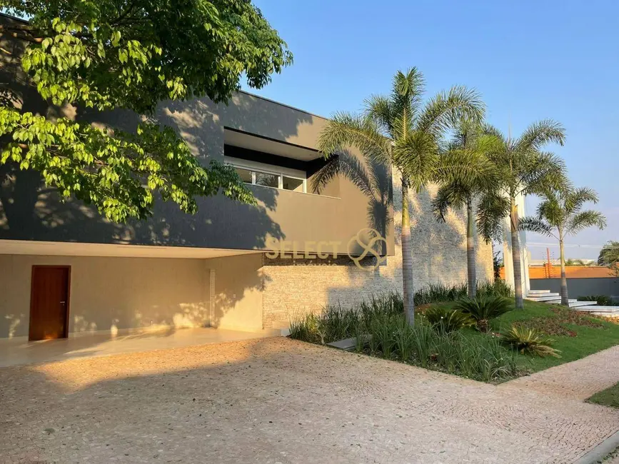 Foto 2 de Sobrado com 4 quartos à venda, 870m2 em Residencial Alphaville Flamboyant, Goiania - GO