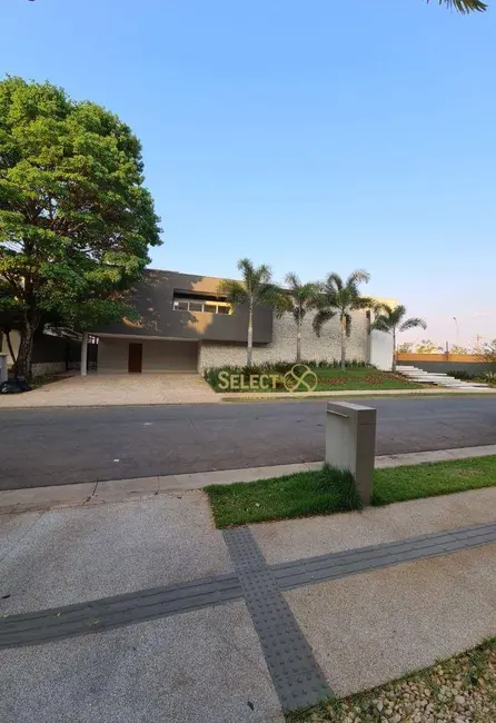 Foto 4 de Sobrado com 4 quartos à venda, 870m2 em Residencial Alphaville Flamboyant, Goiania - GO