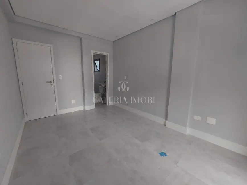 Casa com 2 quartos à venda, 176m2 em Marapé, Santos - SP - imagem 9 Foto 9 de Casa com 2 quartos à venda, 176m2 em Marapé, Santos - SP