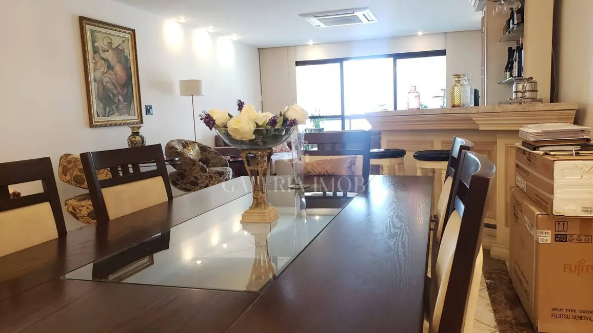 Foto 2 de Apartamento com 4 quartos à venda, 190m2 em Boqueirão, Santos - SP