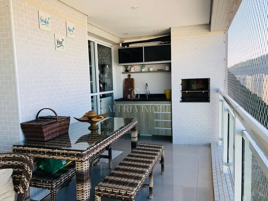 Foto 2 de Apartamento com 4 quartos à venda, 131m2 em Marapé, Santos - SP