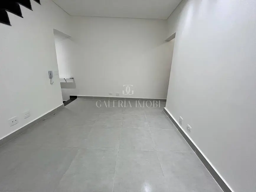 Foto 1 de Casa com 2 quartos à venda, 113m2 em Japuí, Sao Vicente - SP