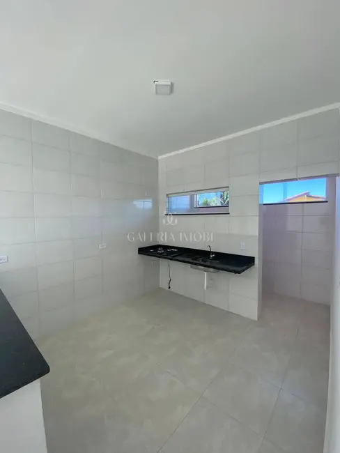 Foto 8 de Casa com 2 quartos à venda, 130m2 em Itanhaem - SP