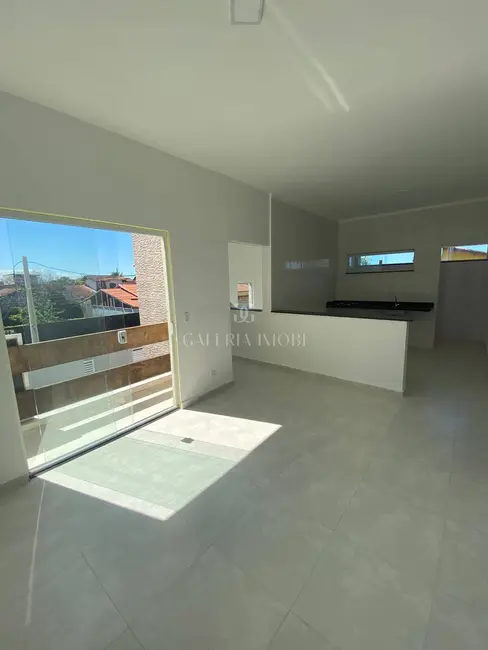 Foto 4 de Casa com 2 quartos à venda, 130m2 em Itanhaem - SP