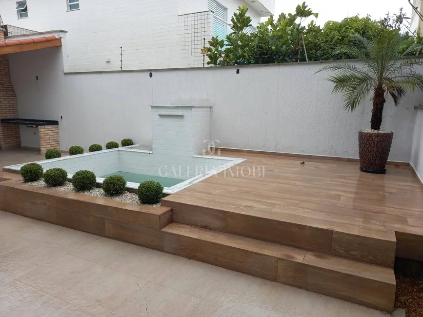 Foto 4 de Casa com 3 quartos à venda, 130m2 em Itanhaem - SP