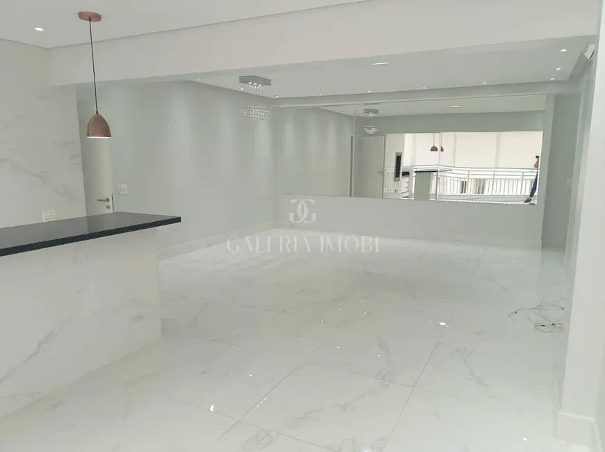 Apartamento com 2 quartos à venda, 150m2 em Marapé, Santos - SP - imagem 3 Foto 3 de Apartamento com 2 quartos à venda, 150m2 em Marapé, Santos - SP