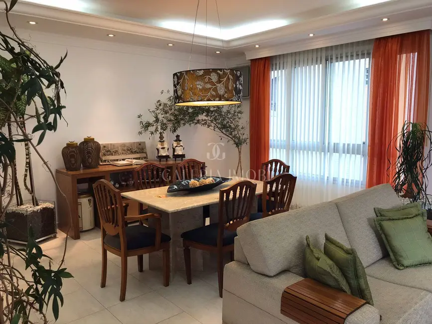 Foto 1 de Apartamento com 3 quartos à venda, 209m2 em Embaré, Santos - SP