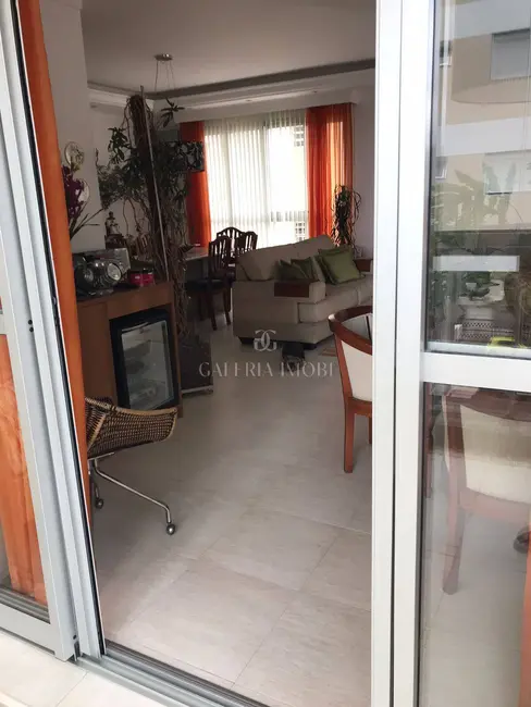 Foto 9 de Apartamento com 3 quartos à venda, 209m2 em Embaré, Santos - SP