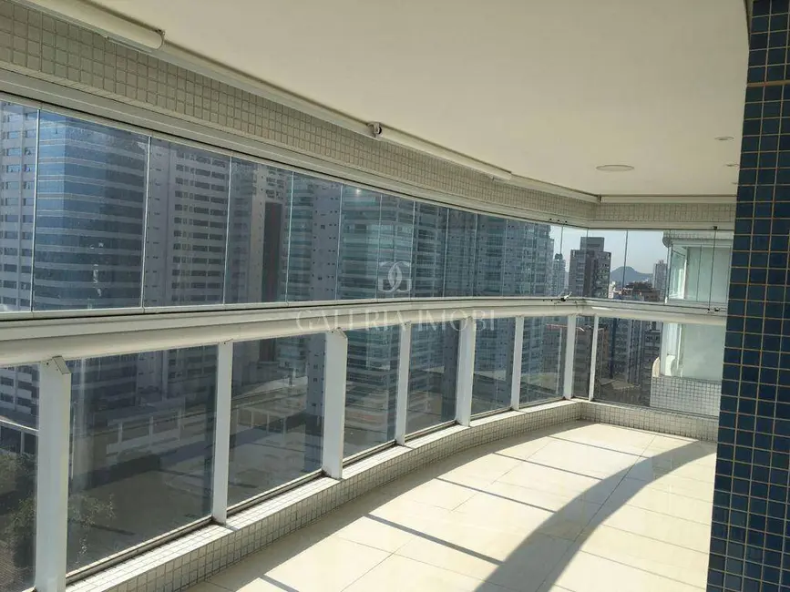 Apartamento com 4 quartos à venda, 255m2 em Aparecida, Santos - SP - imagem 4 Foto 4 de Apartamento com 4 quartos à venda, 255m2 em Aparecida, Santos - SP