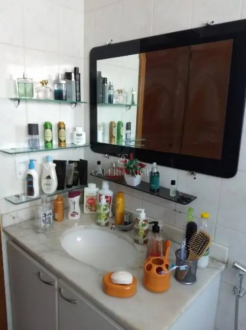 Foto 5 de Apartamento com 2 quartos à venda, 77m2 em Vila Mathias, Santos - SP