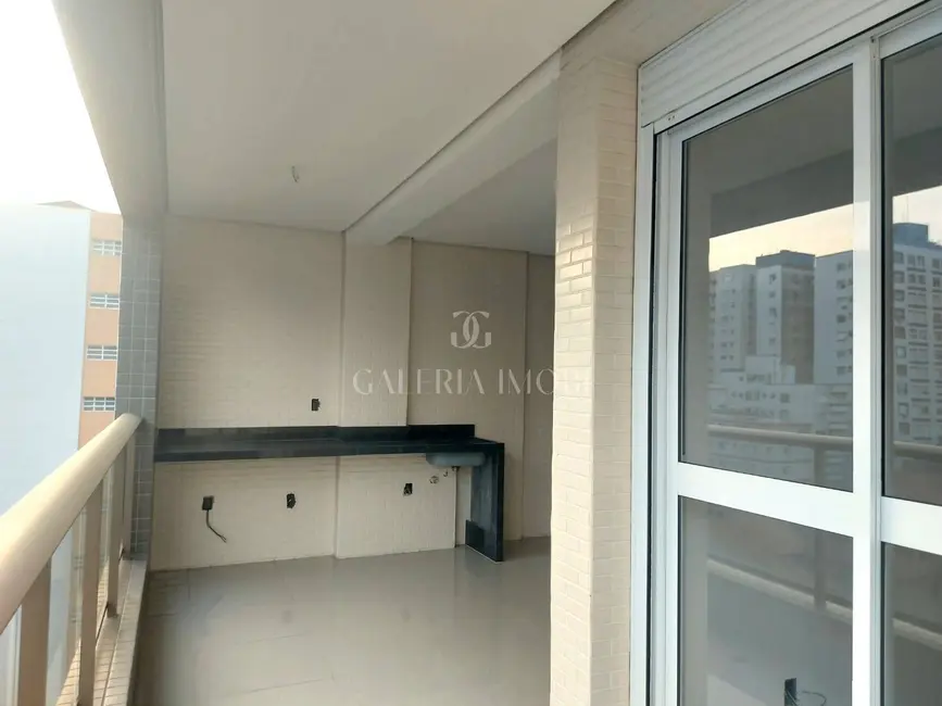 Apartamento com 2 quartos à venda, 128m2 em Embaré, Santos - SP - imagem 2 Foto 2 de Apartamento com 2 quartos à venda, 128m2 em Embaré, Santos - SP