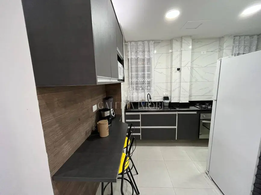 Apartamento com 2 quartos à venda, 60m2 em Centro, Sao Vicente - SP - imagem 8 Foto 8 de Apartamento com 2 quartos à venda, 60m2 em Centro, Sao Vicente - SP