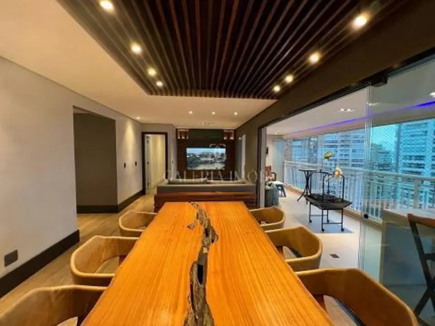 Apartamento com 3 quartos à venda, 135m2 em Gonzaga, Santos - SP - imagem 4 Foto 4 de Apartamento com 3 quartos à venda, 135m2 em Gonzaga, Santos - SP