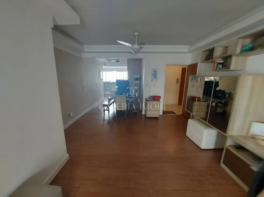 Apartamento com 3 quartos à venda, 128m2 em Embaré, Santos - SP - imagem 5 Foto 5 de Apartamento com 3 quartos à venda, 128m2 em Embaré, Santos - SP