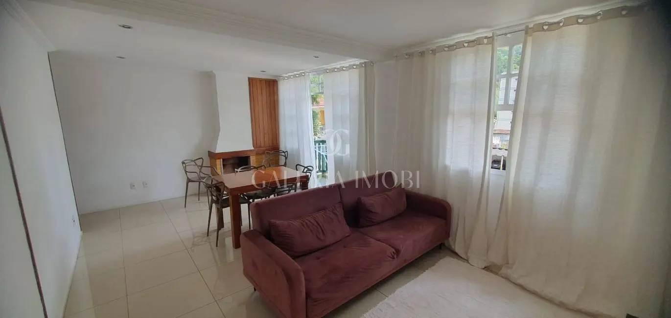 Foto 5 de Apartamento com 3 quartos à venda, 85m2 em Várzea, Teresopolis - RJ