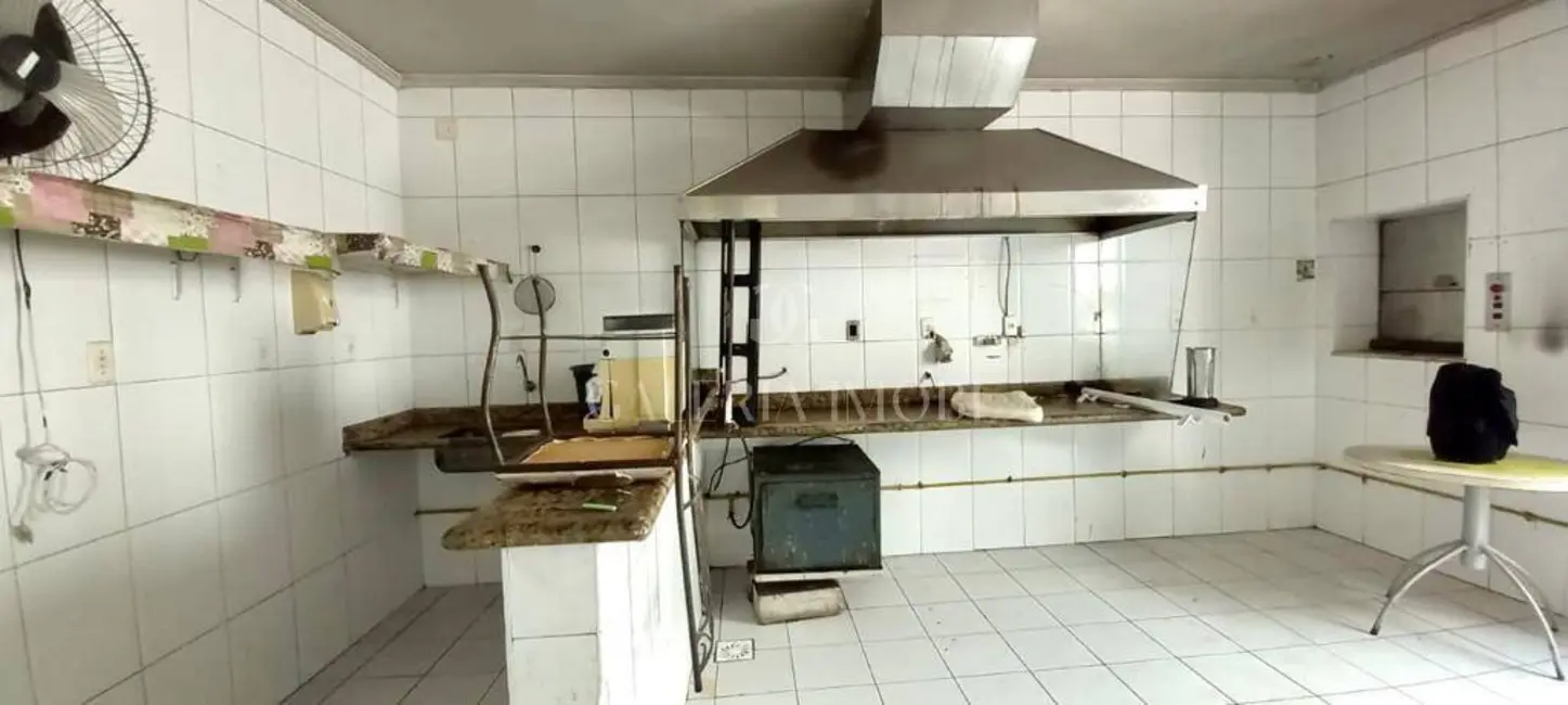 Sala Comercial à venda e para alugar, 435m2 em Aparecida, Santos - SP - imagem 8 Foto 8 de Sala Comercial à venda e para alugar, 435m2 em Aparecida, Santos - SP