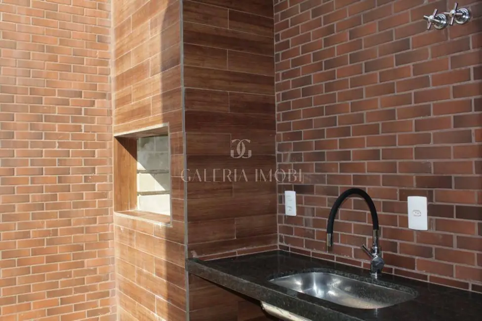 Foto 1 de Casa com 3 quartos à venda, 141m2 em Gonzaga, Santos - SP