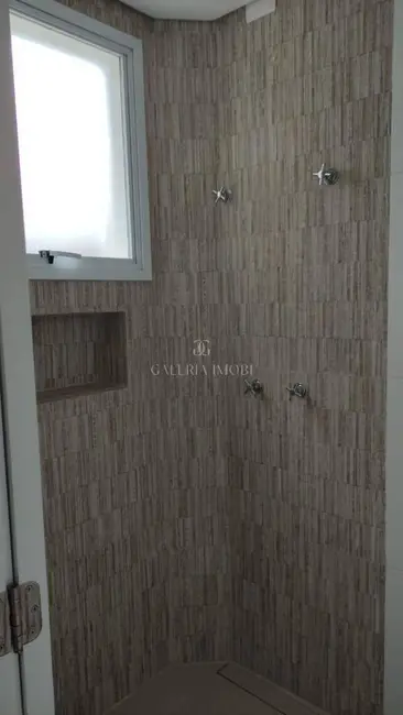 Casa com 3 quartos à venda, 141m2 em Gonzaga, Santos - SP - imagem 5 Foto 5 de Casa com 3 quartos à venda, 141m2 em Gonzaga, Santos - SP