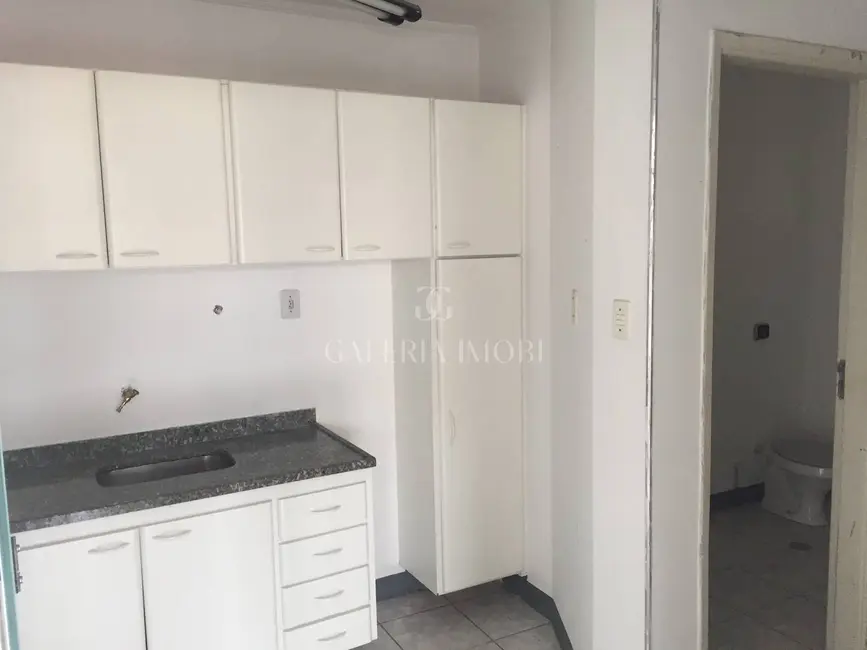 Sala Comercial à venda, 81m2 em Centro, Santos - SP - imagem 5 Foto 5 de Sala Comercial à venda, 81m2 em Centro, Santos - SP