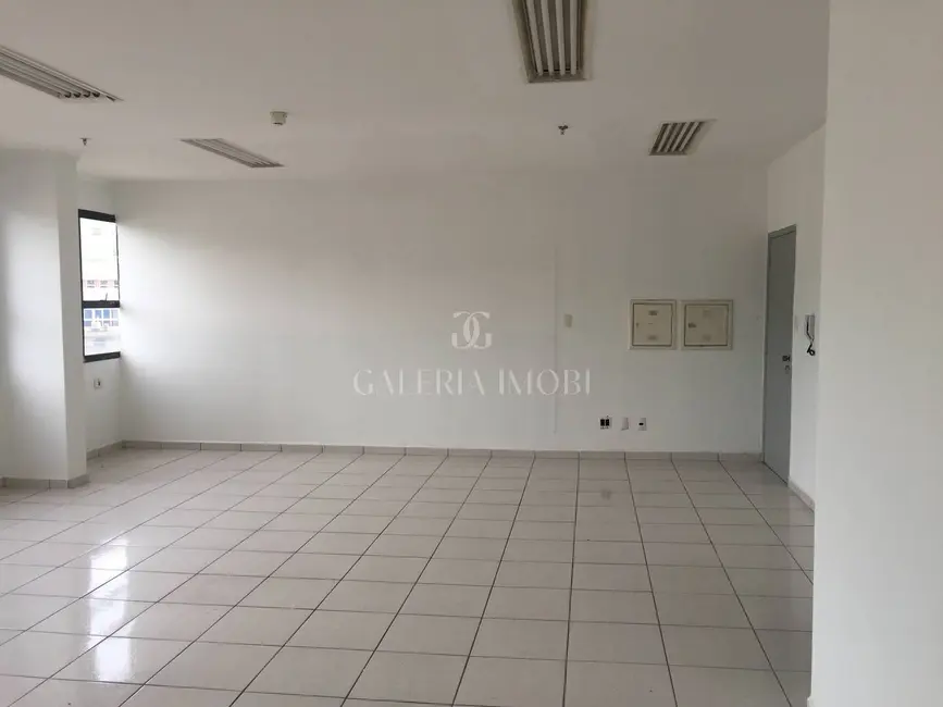 Sala Comercial à venda, 81m2 em Centro, Santos - SP - imagem 3 Foto 3 de Sala Comercial à venda, 81m2 em Centro, Santos - SP