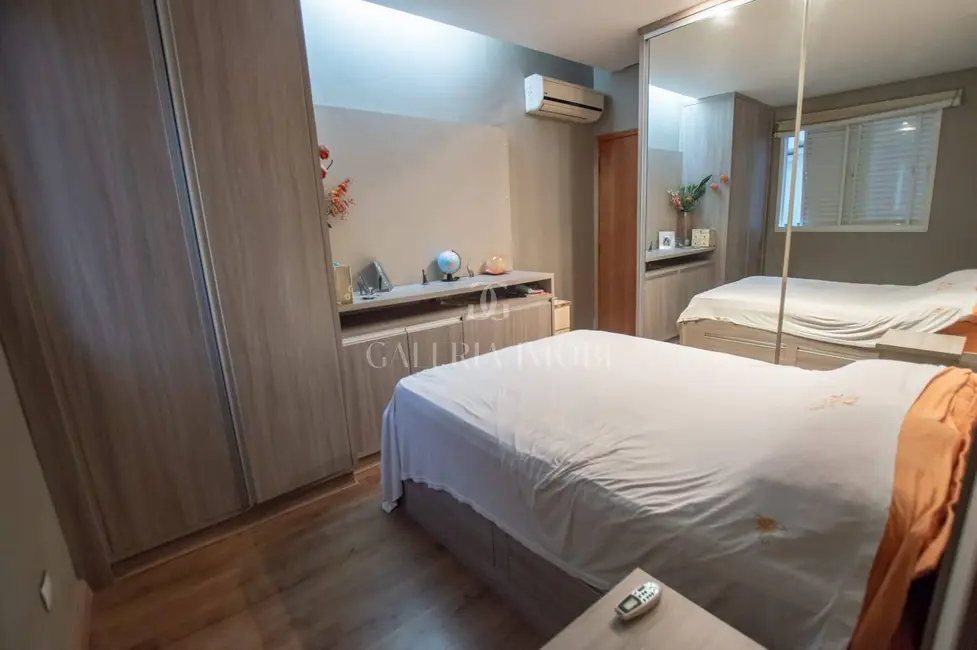 Casa com 4 quartos à venda, 150m2 em Campo Grande, Santos - SP - imagem 5 Foto 5 de Casa com 4 quartos à venda, 150m2 em Campo Grande, Santos - SP