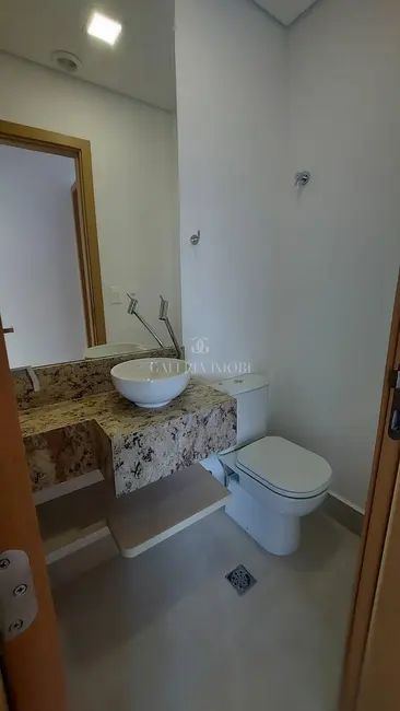 Apartamento com 1 quarto para alugar, 52m2 em Embaré, Santos - SP - imagem 8 Foto 8 de Apartamento com 1 quarto para alugar, 52m2 em Embaré, Santos - SP