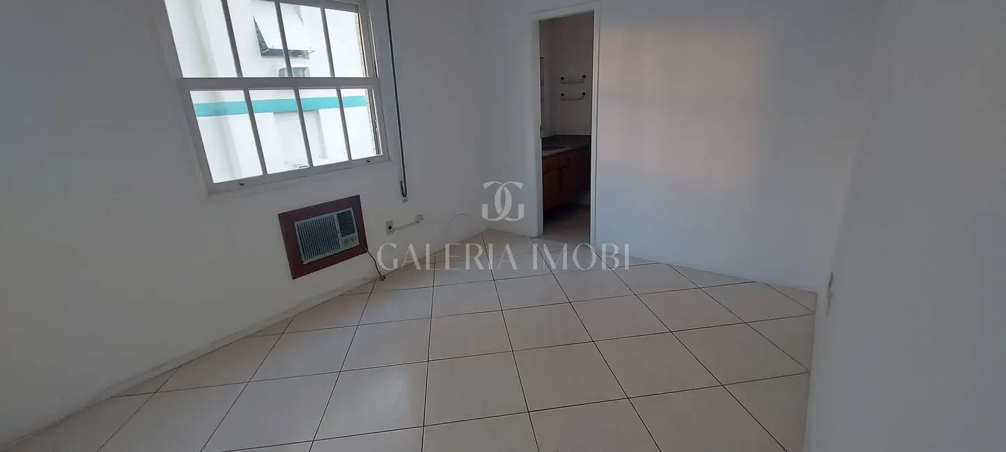 Foto 9 de Apartamento com 2 quartos à venda, 110m2 em Ponta da Praia, Santos - SP