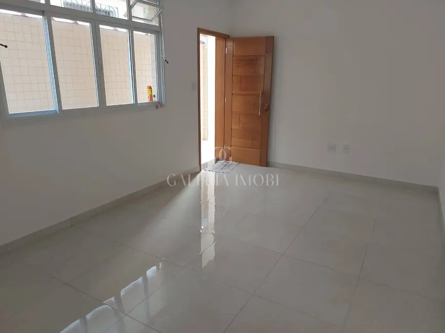 Foto 2 de Casa com 3 quartos à venda, 95m2 em Embaré, Santos - SP