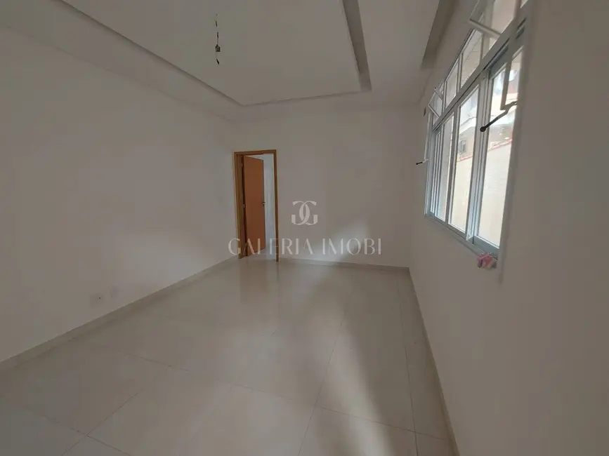 Casa com 3 quartos à venda, 95m2 em Embaré, Santos - SP - imagem 5 Foto 5 de Casa com 3 quartos à venda, 95m2 em Embaré, Santos - SP