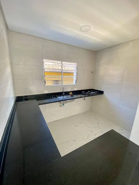 Foto 1 de Casa com 2 quartos à venda, 113m2 em Japuí, Sao Vicente - SP