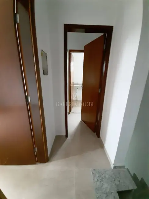 Casa com 2 quartos à venda, 90m2 em Marapé, Santos - SP - imagem 5 Foto 5 de Casa com 2 quartos à venda, 90m2 em Marapé, Santos - SP