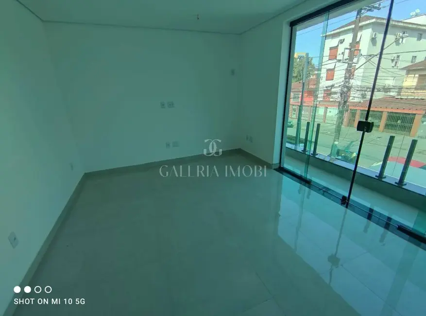 Casa com 2 quartos à venda, 100m2 em Campo Grande, Santos - SP - imagem 3 Foto 3 de Casa com 2 quartos à venda, 100m2 em Campo Grande, Santos - SP