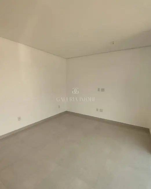 Casa com 2 quartos à venda, 100m2 em Campo Grande, Santos - SP - imagem 4 Foto 4 de Casa com 2 quartos à venda, 100m2 em Campo Grande, Santos - SP