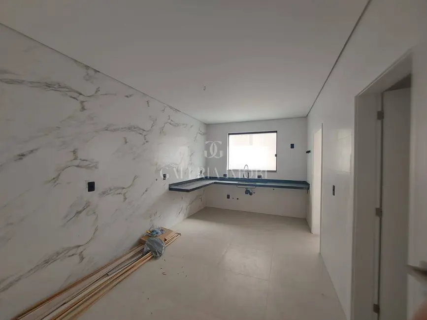 Foto 5 de Casa com 4 quartos à venda, 290m2 em Boqueirão, Santos - SP