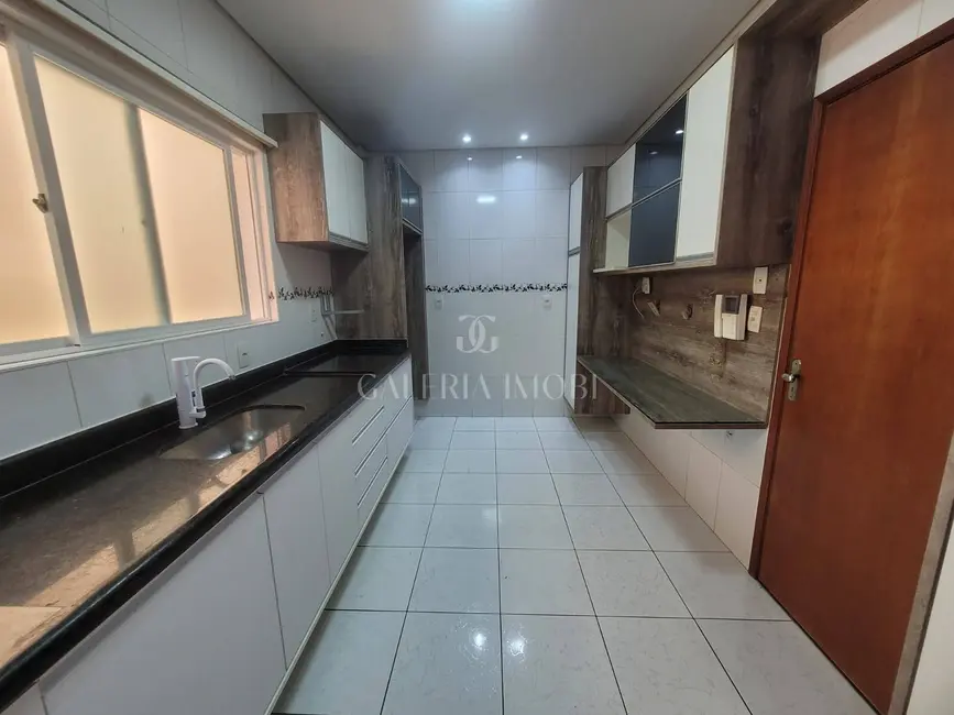Casa com 3 quartos à venda, 160m2 em Estuário, Santos - SP - imagem 9 Foto 9 de Casa com 3 quartos à venda, 160m2 em Estuário, Santos - SP