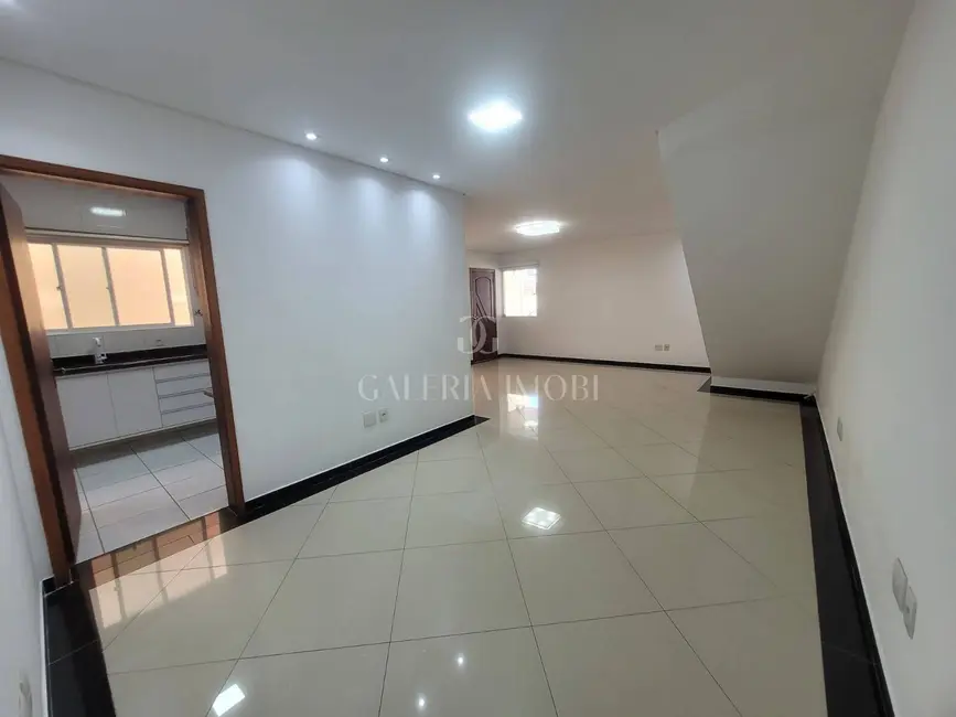 Casa com 3 quartos à venda, 160m2 em Estuário, Santos - SP - imagem 3 Foto 3 de Casa com 3 quartos à venda, 160m2 em Estuário, Santos - SP