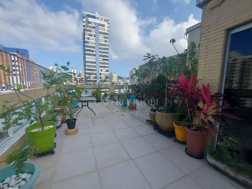 Apartamento com 3 quartos à venda, 258m2 em Gonzaga, Santos - SP - imagem 7 Foto 7 de Apartamento com 3 quartos à venda, 258m2 em Gonzaga, Santos - SP