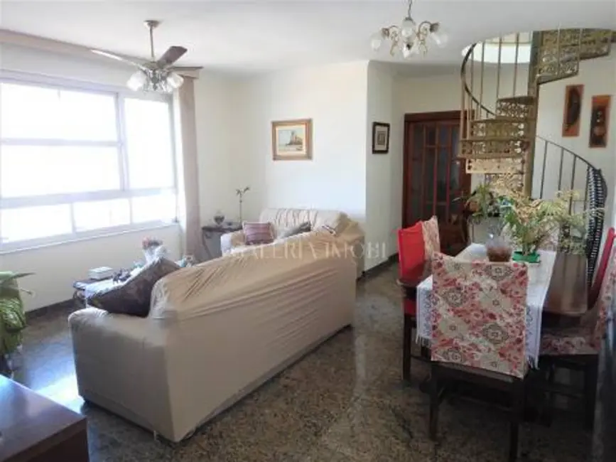 Apartamento com 3 quartos à venda, 258m2 em Gonzaga, Santos - SP - imagem 8 Foto 8 de Apartamento com 3 quartos à venda, 258m2 em Gonzaga, Santos - SP