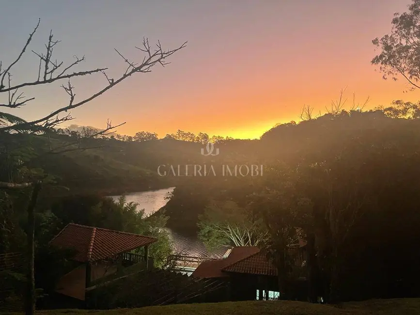 Foto 9 de Chácara com 5 quartos à venda e para alugar, 500m2 em Igarata - SP