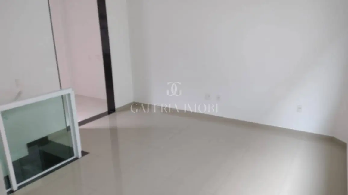 Foto 9 de Casa com 2 quartos à venda, 105m2 em Marapé, Santos - SP