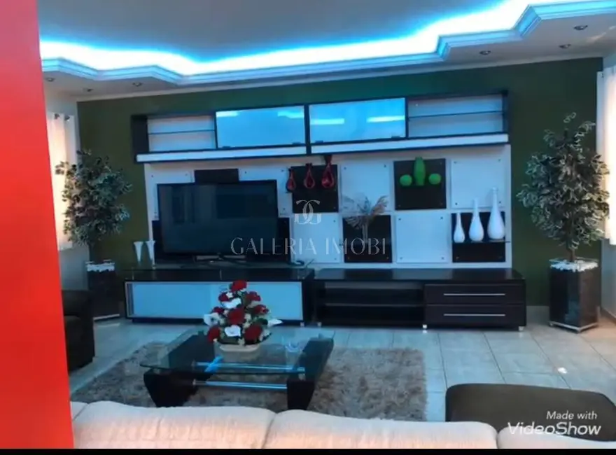 Chácara com 4 quartos à venda, 600m2 em Igarata - SP - imagem 8 Foto 8 de Chácara com 4 quartos à venda, 600m2 em Igarata - SP