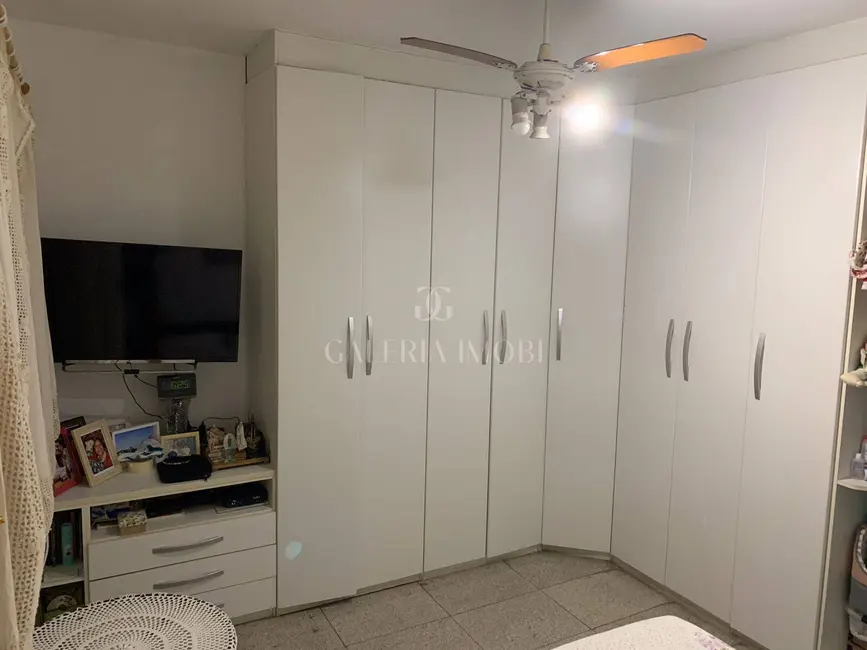 Foto 9 de Apartamento à venda, 140m2 em Gonzaga, Santos - SP