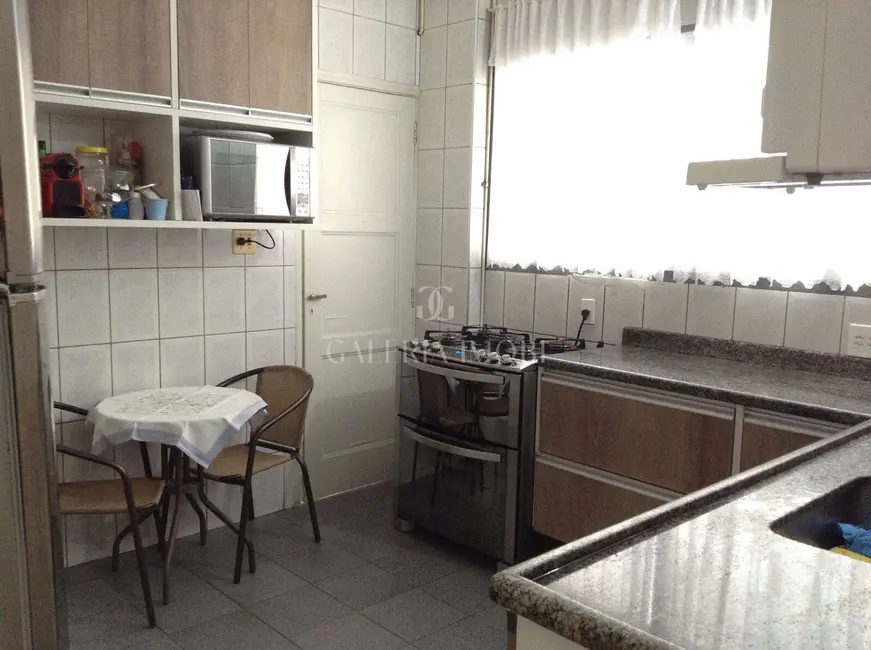 Foto 14 de Apartamento à venda, 140m2 em Gonzaga, Santos - SP