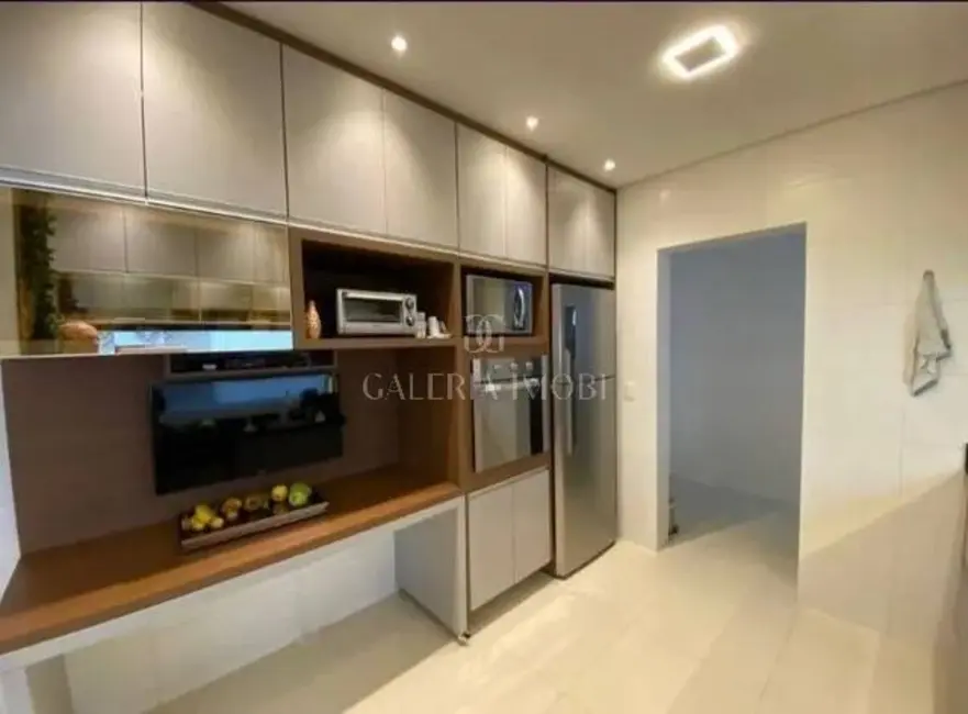 Apartamento com 2 quartos à venda, 91m2 em Pompéia, Santos - SP - imagem 3 Foto 3 de Apartamento com 2 quartos à venda, 91m2 em Pompéia, Santos - SP