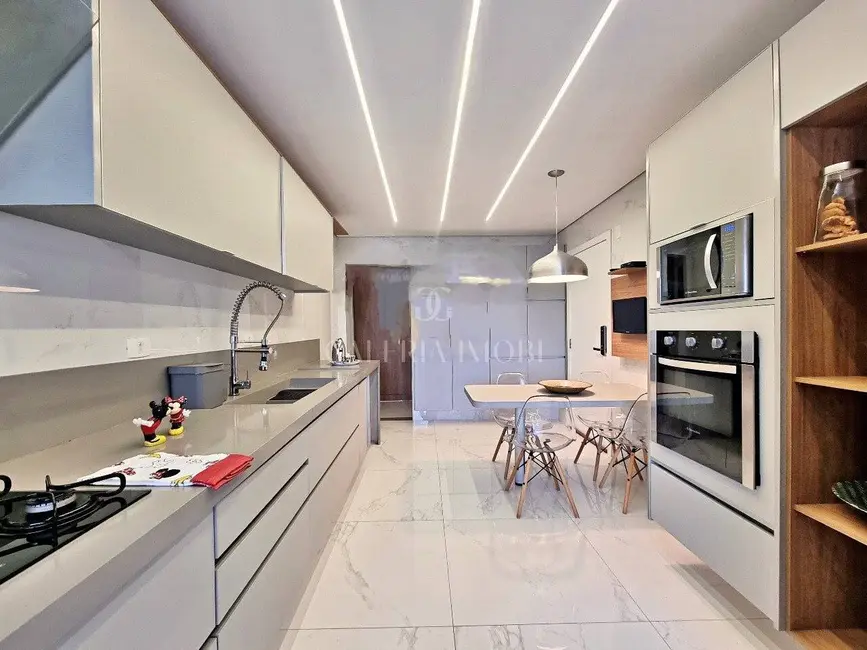 Apartamento com 3 quartos à venda, 199m2 em Ponta da Praia, Santos - SP - imagem 5 Foto 5 de Apartamento com 3 quartos à venda, 199m2 em Ponta da Praia, Santos - SP